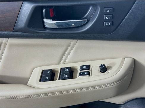 Used 2019 Subaru Outback 2.5i Limited w/ Popular Package #2 image 21