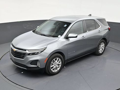 Used 2024 Chevrolet Equinox LT FWD image 12
