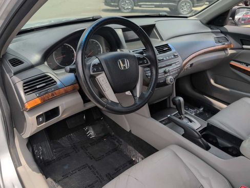 Used 2011 Honda Accord EX-L image 10