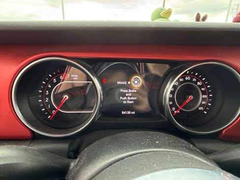 Used 2020 Jeep Wrangler Unlimited Rubicon AWD/4WD image 15