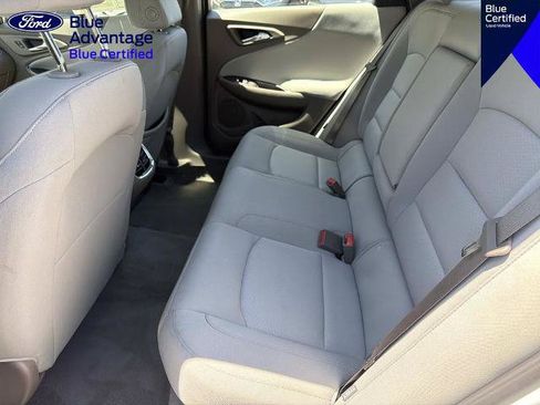 Used 2025 Chevrolet Malibu LT FWD image 12
