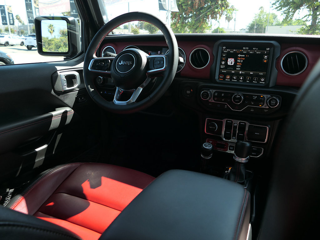 Used 2023 Jeep Wrangler Unlimited Rubicon 4xe AWD/4WD image 26