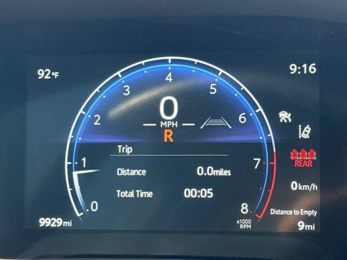Used 2023 Toyota Corolla Cross XLE w/ Convenience Package FWD image 30