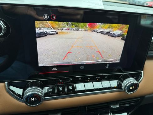 New 2026 GMC Canyon AT4 image 16