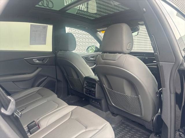 Used 2022 Audi Q8 Prestige AWD/4WD image 29