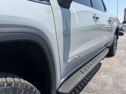 Used 2024 GMC Sierra 1500 AT4 w/ Technology Package AWD/4WD image 16