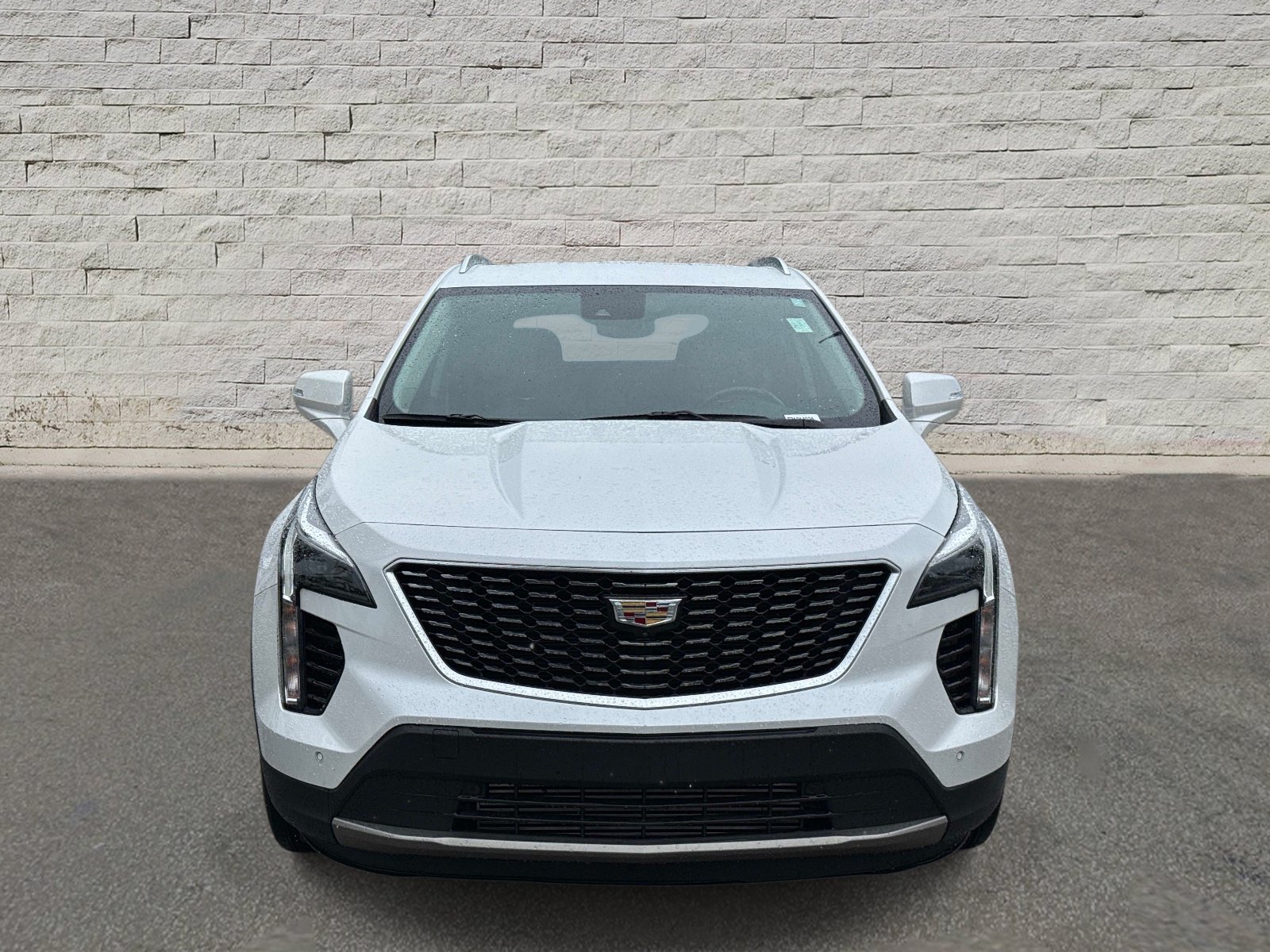Used 2020 Cadillac XT4 Premium Luxury w/ Enhanced Visibility Package FWD image 7