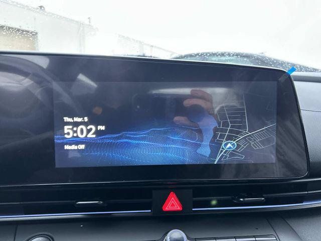 New 2026 Hyundai Elantra SEL FWD image 9
