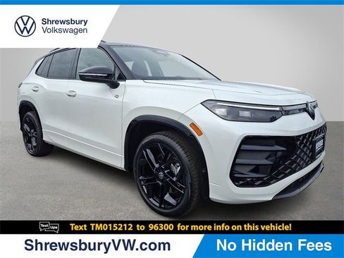 New 2026 Volkswagen Tiguan SE R-Line image 1