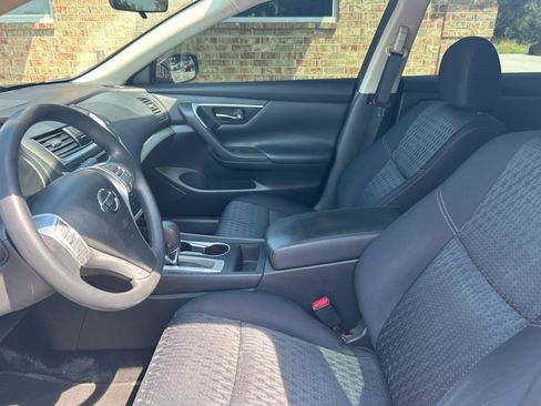 Used 2016 Nissan Altima 2.5 S w/ Power Driver Seat Package FWD image 18