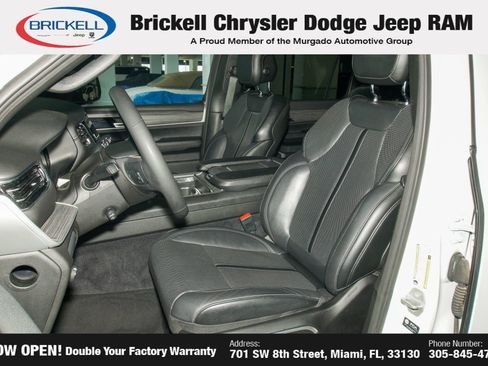 Used 2024 Jeep Wagoneer L Series II RWD image 19