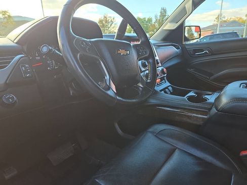 Used 2020 Chevrolet Suburban LT image 11