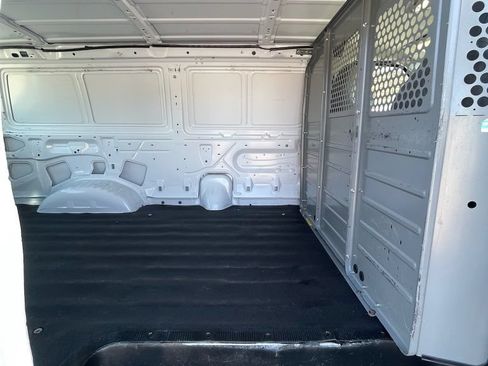 Used 2014 Ford E-150 and Econoline 150 RWD image 24