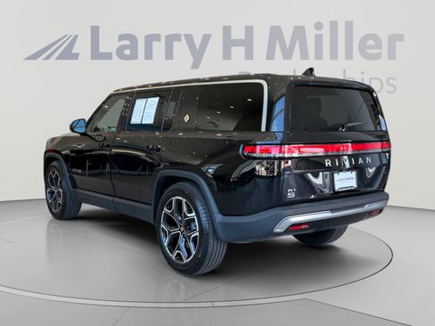 Used 2026 Rivian R1S Adventure Tri AWD/4WD image 3