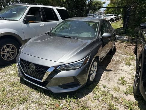 Used 2020 Nissan Sentra S w/ Trunk Package FWD image 3