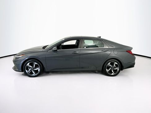Used 2023 Hyundai Elantra Limited FWD image 8