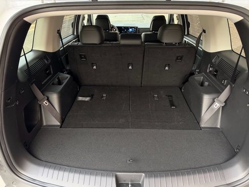 Used 2025 Hyundai Santa Fe XRT image 30