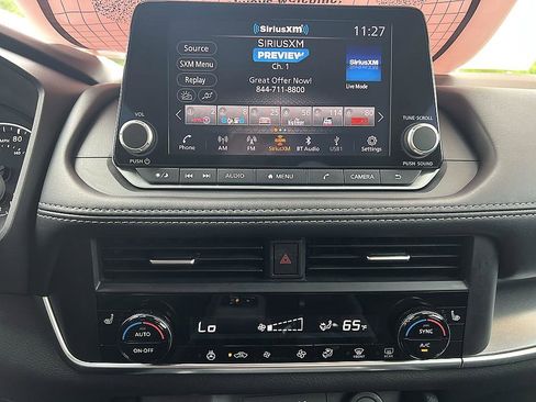 Certified 2023 Nissan Rogue SV w/ SV Premium B Package FWD image 25