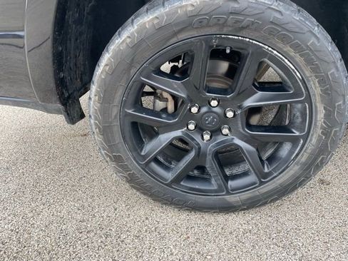 Used 2020 RAM 1500 Laramie image 6