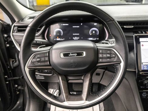 Used 2021 Jeep Grand Cherokee L Limited image 24