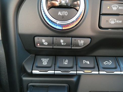 Certified 2022 GMC Sierra 2500 Denali image 29