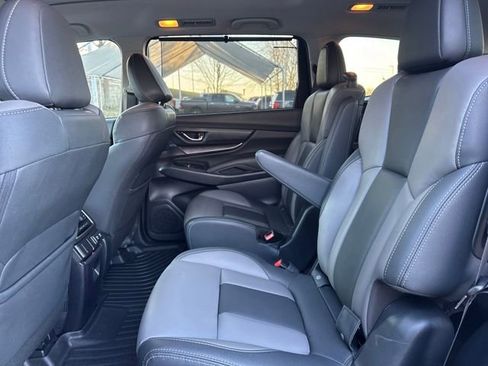 Used 2022 Subaru Ascent Onyx Edition image 10