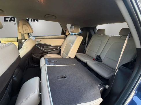 Used 2018 Hyundai Santa Fe SE FWD image 30