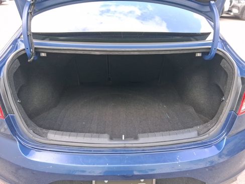 Used 2019 Hyundai Elantra SEL FWD image 29