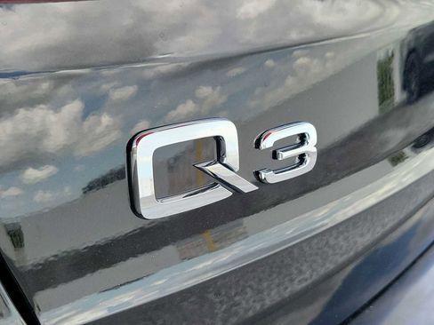 New 2025 Audi Q3 2.0T Premium image 10