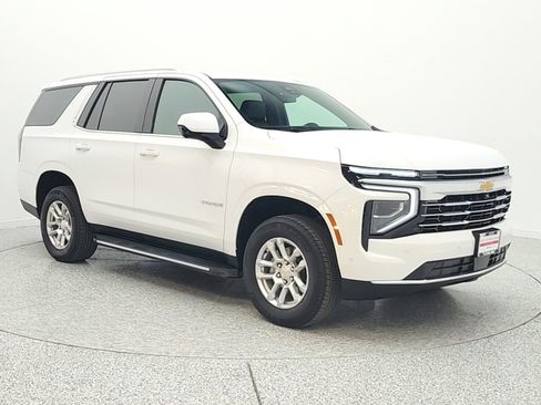 Used 2025 Chevrolet Tahoe LT image 3