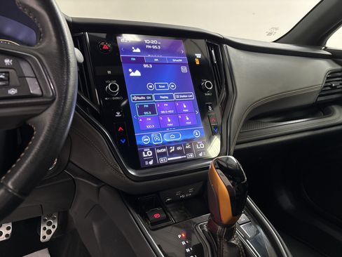 Used 2022 Subaru Outback Wilderness image 15