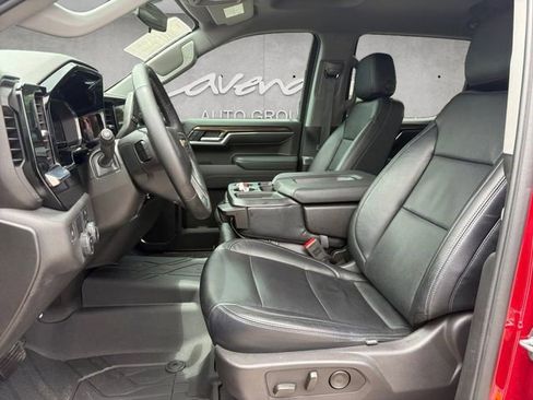 Certified 2024 Chevrolet Silverado 1500 LT RWD image 21