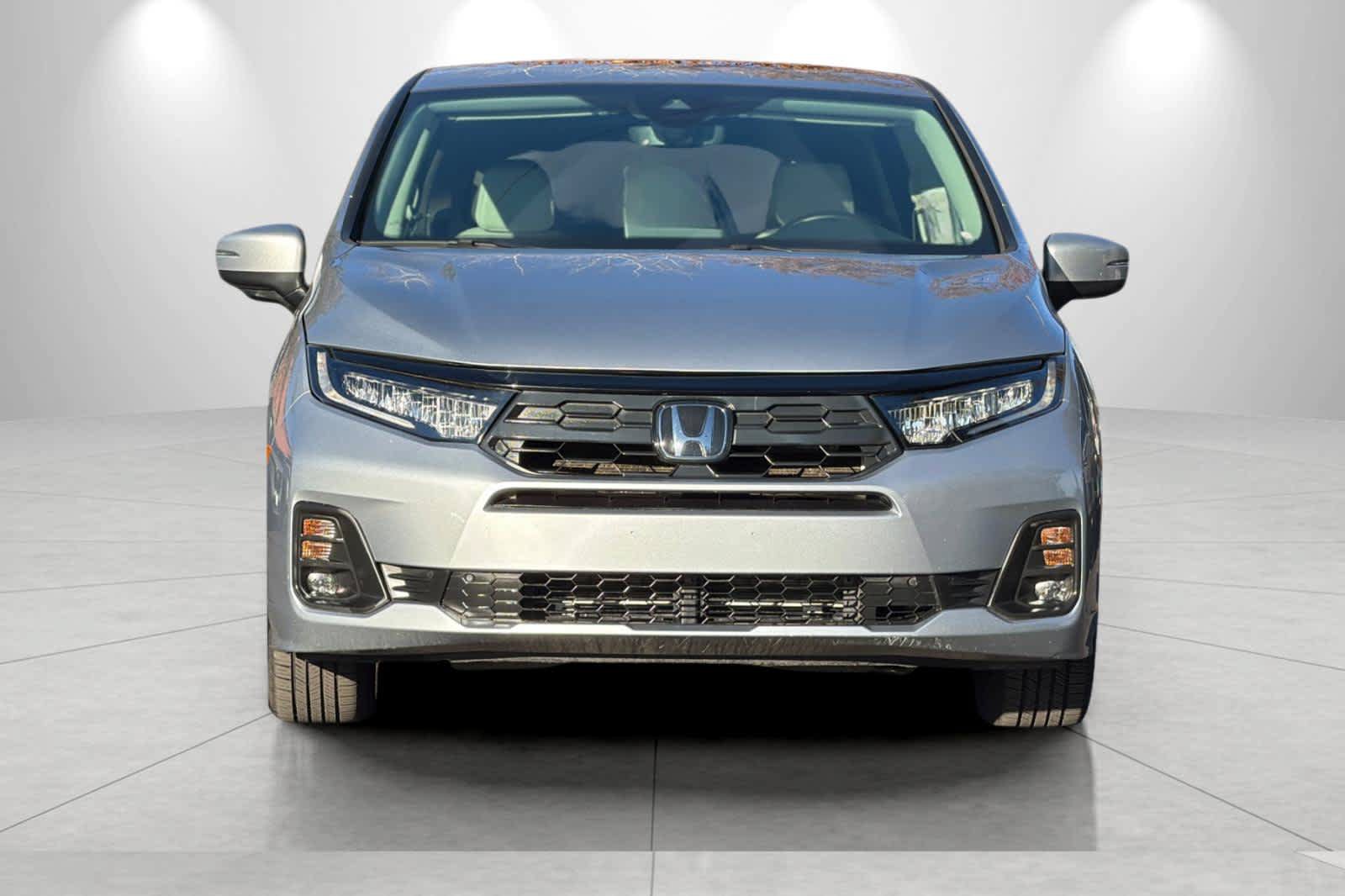 Used 2025 Honda Odyssey EX-L image 10