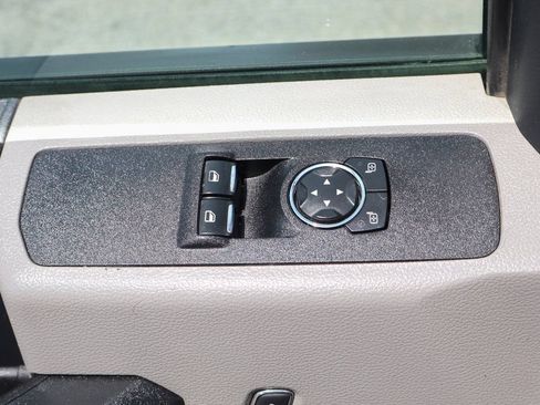 Used 2020 Ford F350 XL w/ Power Equipment Group RWD image 19