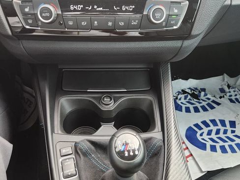 Used 2017 BMW M2 RWD image 8