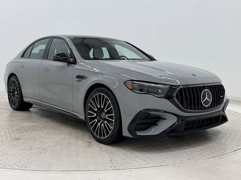 Used 2026 Mercedes-Benz E 53 AMG e 4MATIC Sedan image 7