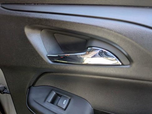 Used 2023 Chevrolet TrailBlazer RS image 31