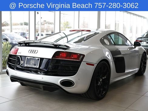 Used 2011 Audi R8 V10 AWD/4WD image 10