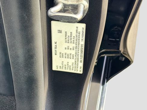 Used 2025 Tesla Model 3 Long Range RWD image 33