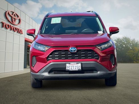 Certified 2022 Toyota RAV4 LE image 8