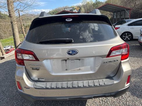 Used 2015 Subaru Outback 2.5i Limited image 8