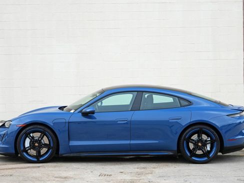 Used 2021 Porsche Taycan RWD image 51