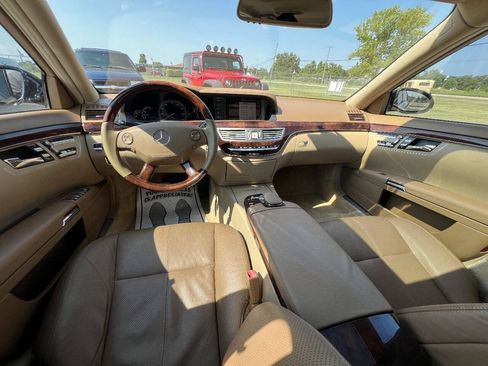Used 2008 Mercedes-Benz S 550 4MATIC image 17