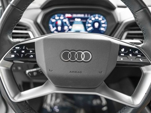 Used 2023 Audi Q4 e-tron Prestige AWD/4WD image 11