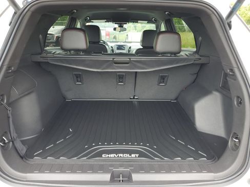 Certified 2024 Chevrolet Equinox RS FWD image 30