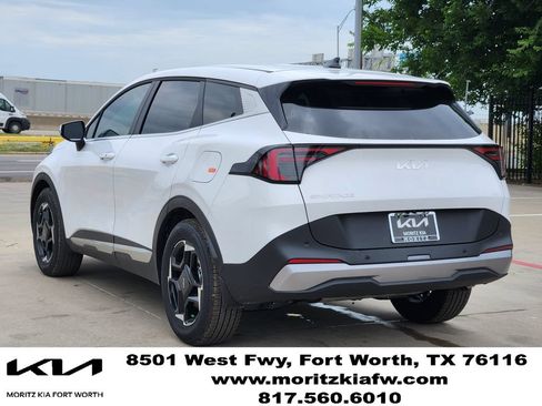 New 2026 Kia Sportage EX FWD image 4