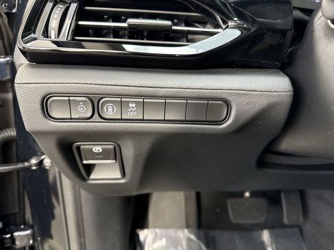 Certified 2025 Acura MDX SH-AWD image 16