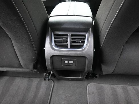 Used 2025 Chevrolet Blazer LT FWD image 26