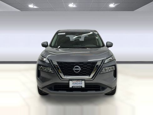 Used 2023 Nissan Rogue SV AWD/4WD image 5