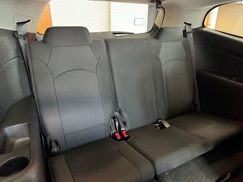 Used 2015 Chevrolet Traverse LT w/ Style and Technology Package image 51